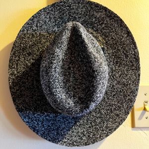Black and White Marbeled Summer Hat